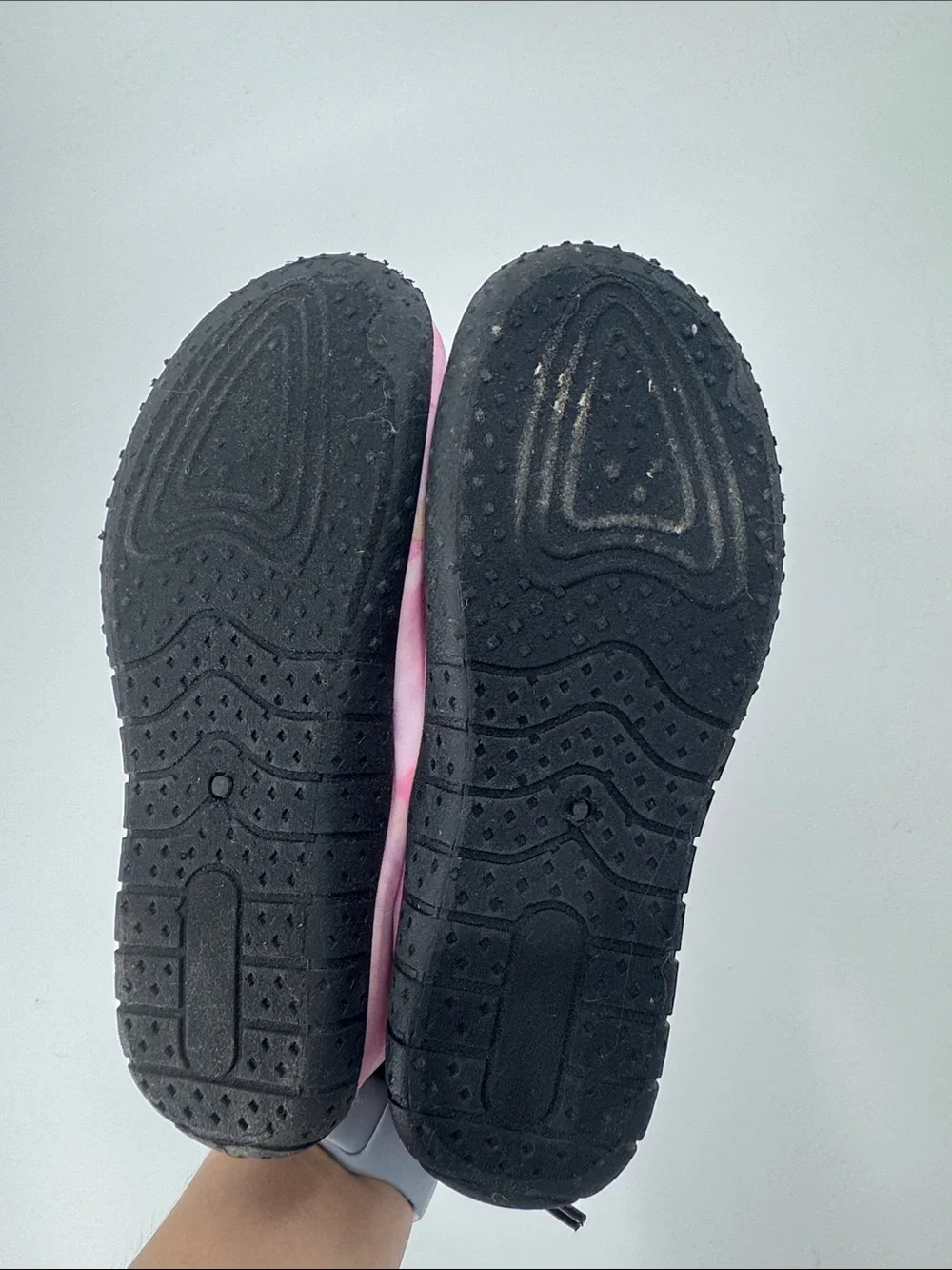 TOMMY BAHAMA Girls Pink & Purple Tie-Dye Slip-On Water Shoes Size 2/3 EUC